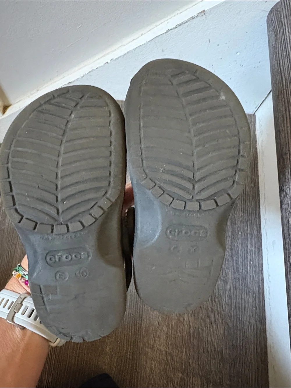 Kids C10 crocs